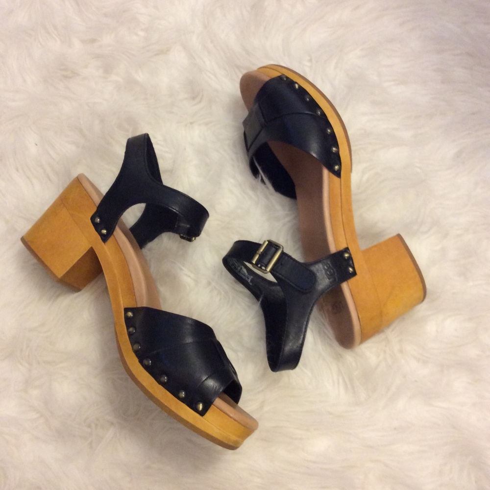 Ugg Sandals